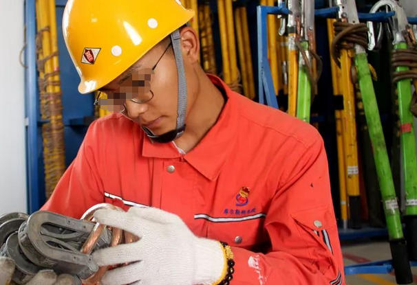 西藏初级质量员证书考下来有用吗，为什么？(西藏初级质量员证书有用吗)